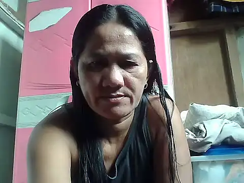 Snapshot of hotmama_063 chatting on 2, 11, 2025 hotmama 063 online show from 2, 11, 2025