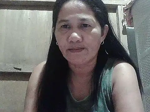 Snapshot of hotmama_063 chatting on 20, 5, 2026 hotmama 063 online show from 20, 5, 2026