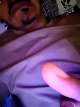 Snapshot of RotundHeadway chatting on 16, 11, 2025 RotundHeadway online show from 16, 11, 2025