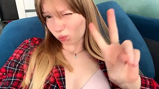 Snapshot of Sweet_horizon chatting on 7, 10, 2025 Sweet horizon online show from 7, 10, 2025