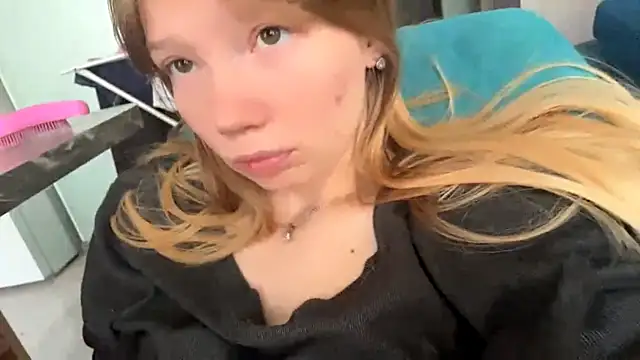 Snapshot of Sweet_horizon chatting on 16, 10, 2025 Sweet horizon online show from 16, 10, 2025