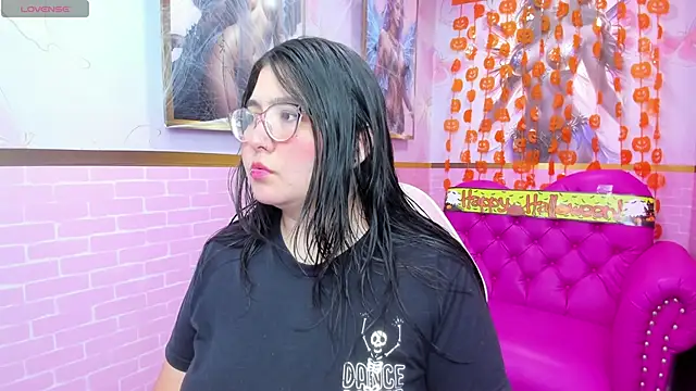 Dulce meow online show from 30, 10, 2025