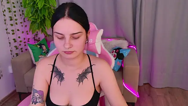 Angel Braun online show from 8, 9, 2025