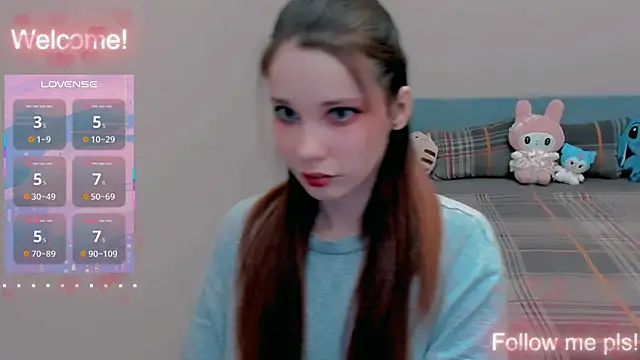 Kitten Alissa online show from 29, 4, 2026