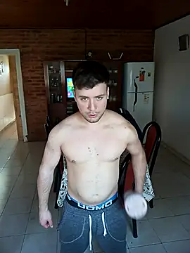 Snapshot of ferrari1996 chatting on 8, 9, 2025 ferrari1996 online show from 8, 9, 2025