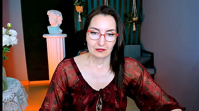 Snapshot of UnaTerra chatting on 15, 5, 2026 UnaTerra online show from 15, 5, 2026