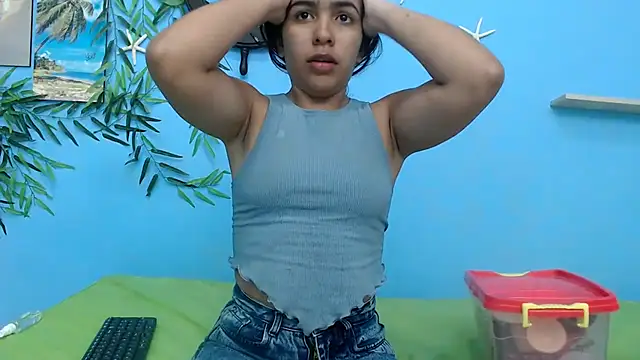 Snapshot of skinnysofia18 chatting on 19, 7, 2026 skinnysofia18 online show from 19, 7, 2026