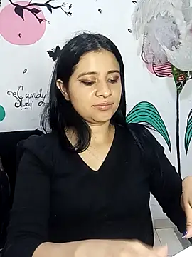 ValerieLove  online show from 7, 11, 2025