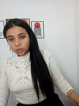 ValerieLove  online show from 7, 2, 2026