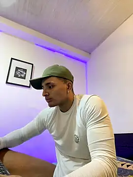 Snapshot of Smith_Fitness chatting on 14, 10, 2025 Smith Fitness online show from 14, 10, 2025