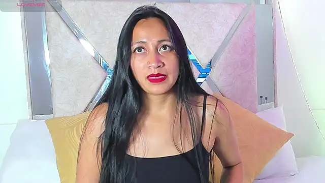 Snapshot of Anthonellacandy chatting on 22, 11, 2025 Anthonellacandy online show from 22, 11, 2025