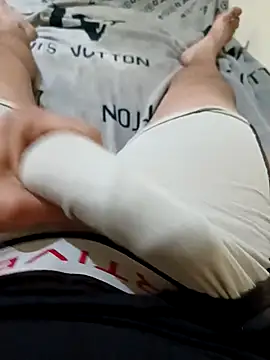 Snapshot of anis3g4 chatting on 23, 9, 2025 anis3g4 online show from 23, 9, 2025