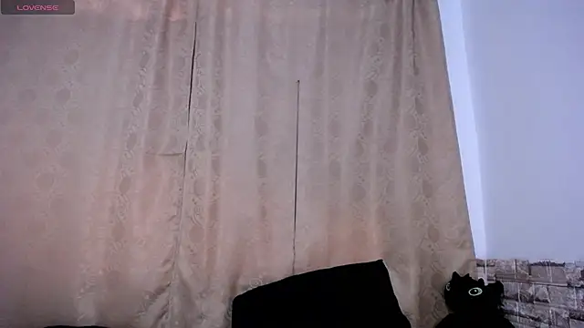 DaraKat18 online show from 22, 4, 2026