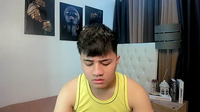 Snapshot of KentAivan chatting on 11, 9, 2025 KentAivan online show from 11, 9, 2025