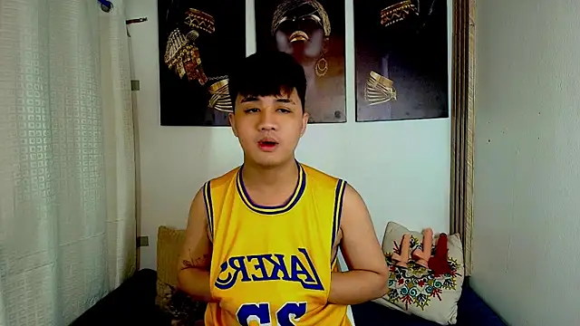 Snapshot of KentAivan chatting on 17, 9, 2025 KentAivan online show from 17, 9, 2025