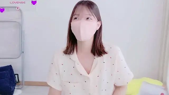 Mayu o19o online show from 4, 6, 2026