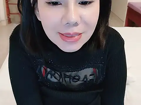 JunCii online show from 28, 11, 2025