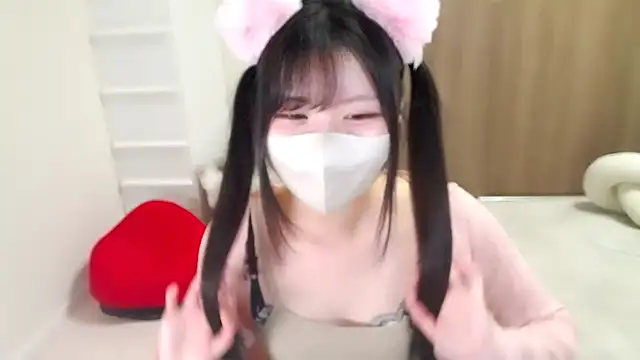 moka-neko online show from 18, 10, 2025