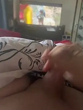 Snapshot of Badking9377 chatting on 18, 9, 2025 Badking9377 online show from 18, 9, 2025