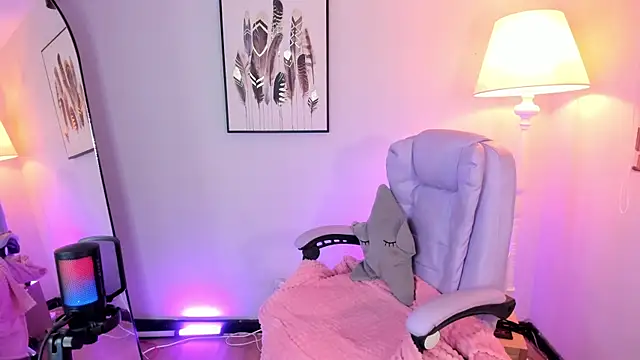 Snapshot of hollie_joliie chatting on 21, 2, 2026 hollie joliie online show from 21, 2, 2026