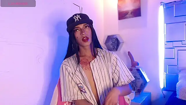 Trinity Knox online show from 24, 10, 2025