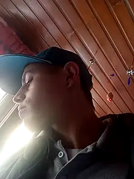 Snapshot of 1C2AM22 chatting on 8, 9, 2025 1C2AM22 online show from 8, 9, 2025