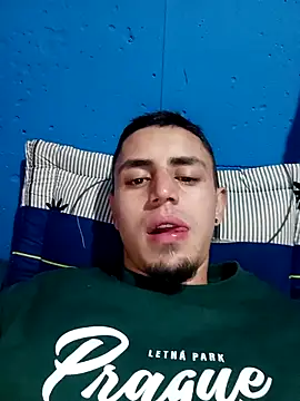 Snapshot of 1C2AM22 chatting on 21, 9, 2025 1C2AM22 online show from 21, 9, 2025