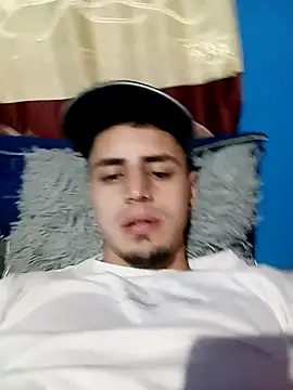 Snapshot of 1C2AM22 chatting on 14, 10, 2025 1C2AM22 online show from 14, 10, 2025