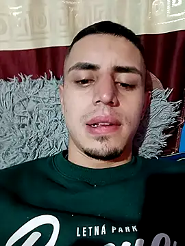 Snapshot of 1C2AM22 chatting on 21, 10, 2025 1C2AM22 online show from 21, 10, 2025