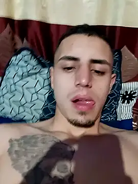 Snapshot of 1C2AM22 chatting on 19, 11, 2025 1C2AM22 online show from 19, 11, 2025