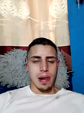 Snapshot of 1C2AM22 chatting on 21, 11, 2025 1C2AM22 online show from 21, 11, 2025