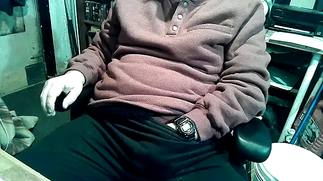 Snapshot of georgew62 chatting on 21, 2, 2026 georgew62 online show from 21, 2, 2026