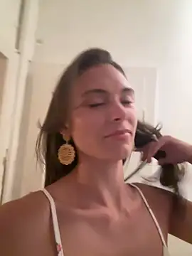 SophiiaStarr online show from 3, 7, 2026