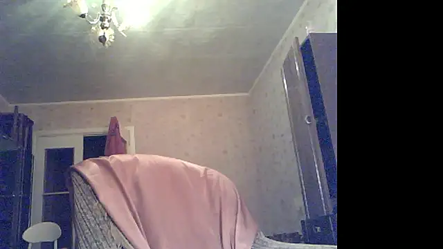 Snapshot of ViolettaElysia chatting on 17, 11, 2025 ViolettaElysia online show from 17, 11, 2025