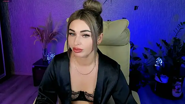 NikkiiStill online show from 29, 6, 2026