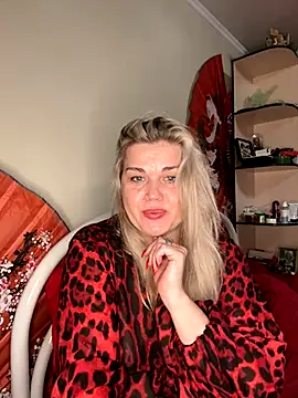 Snapshot of Nayvessa chatting on 5, 12, 2025 Nayvessa online show from 5, 12, 2025