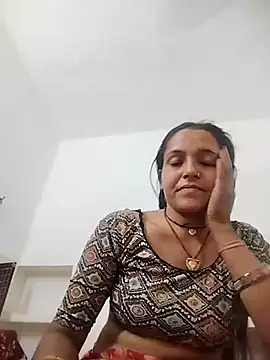 Snapshot of Sonam_shinde chatting on 28, 5, 2026 Sonam shinde online show from 28, 5, 2026