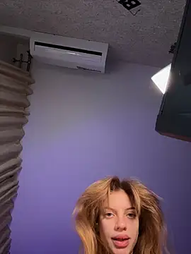 Snapshot of mari__papi chatting on 6, 2, 2026 mari papi online show from 6, 2, 2026