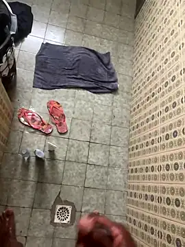 Snapshot of bb_bigblack chatting on 8, 9, 2025 bb bigblack online show from 8, 9, 2025