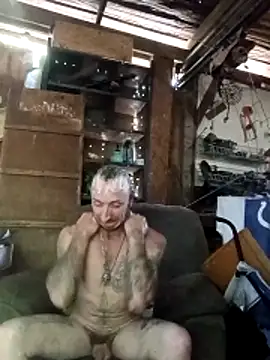 Mrluckstick online show from 17, 4, 2026