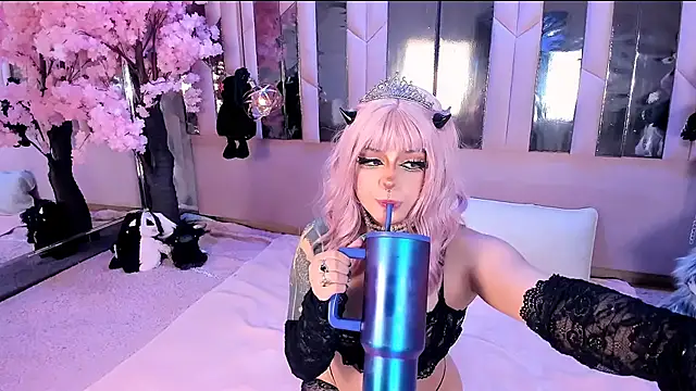 Snapshot of BizzyNoar chatting on 6, 5, 2026 BizzyNoar online show from 6, 5, 2026