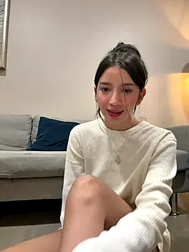 Snapshot of Min_junn chatting on 18, 11, 2025 Min junn online show from 18, 11, 2025