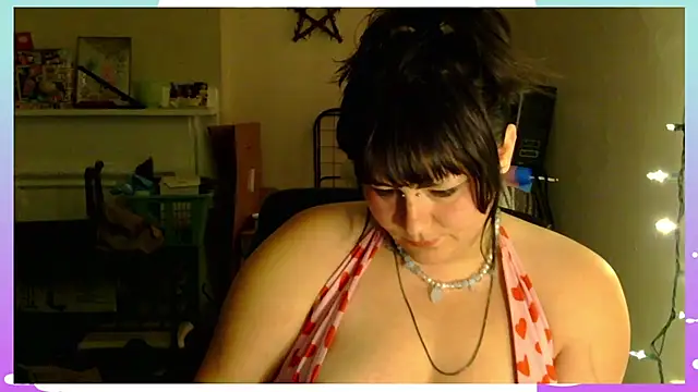 PeakoBunny online show from 9, 11, 2025