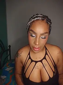 Snapshot of Queen_Amara chatting on 6, 6, 2026 Queen Amara online show from 6, 6, 2026