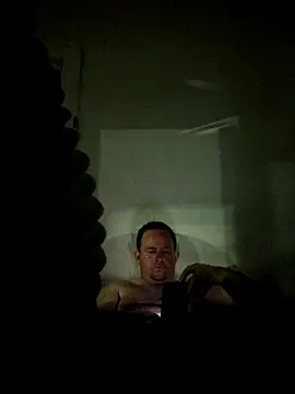 Snapshot of frooty4u chatting on 29, 11, 2025 frooty4u online show from 29, 11, 2025