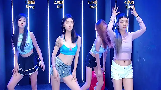 queen-001 online show from 23, 10, 2025