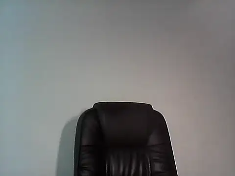 Snapshot of EllaLove2277 chatting on 24, 5, 2026 EllaLove2277 online show from 24, 5, 2026