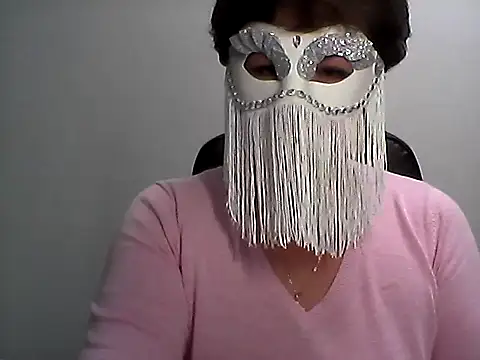 Snapshot of EllaLove2277 chatting on 3, 6, 2026 EllaLove2277 online show from 3, 6, 2026