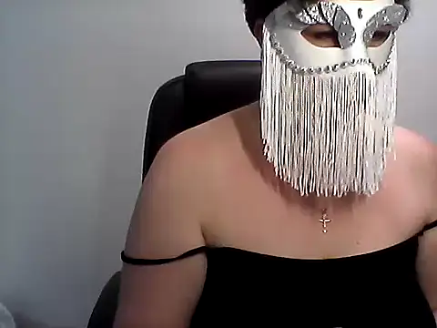 Snapshot of EllaLove2277 chatting on 4, 6, 2026 EllaLove2277 online show from 4, 6, 2026