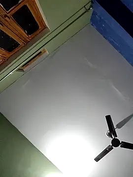 bitch-horny online show from 5, 2, 2026